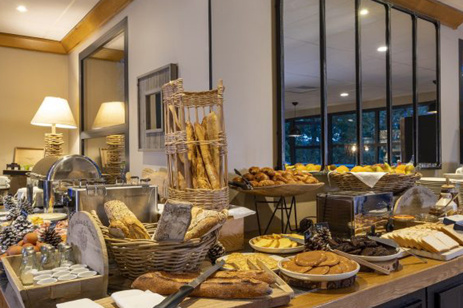 Forêt, hammam et bain chaud : une cure de silence apaisante au Domaine du Ferret près du Bassin d’Arcachon